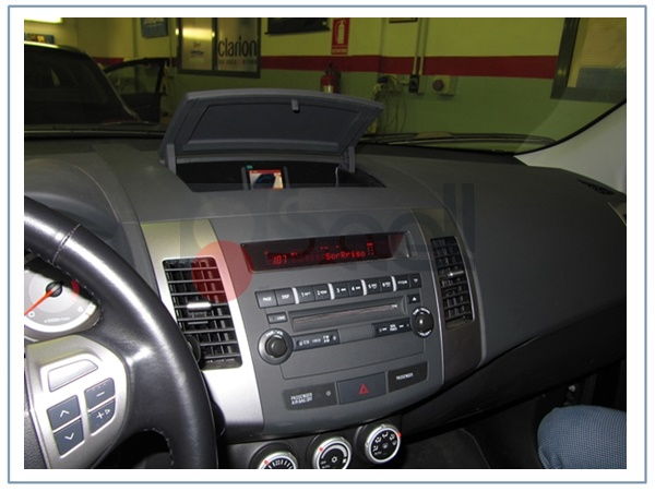 citroen c crosser parrot mki 9200